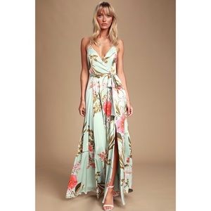 Lulu’s Still the One Sage Green Floral Print Satin Maxi Dress size Large